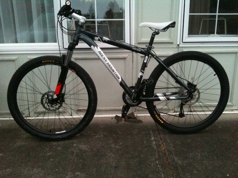 2012 Rocky Mountain Trailhead XC Hardtail 16.5 For Sale