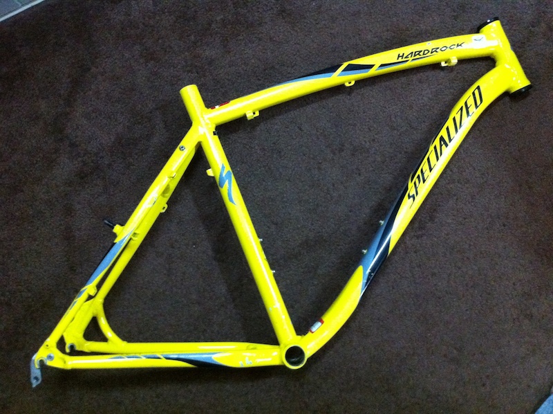 specialized hardrock frame size