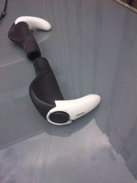 grips / fietslift - Mountainbike.nl