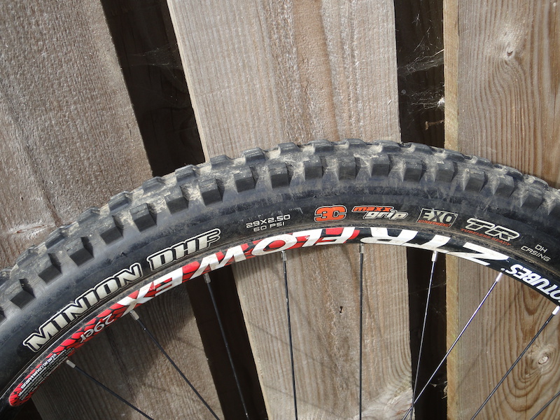 maxxis minion mtb tyres