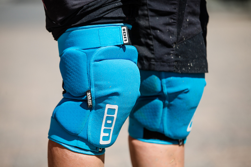 Ion K-Pact Kneepads - Review - Pinkbike