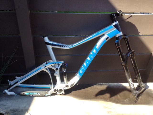 2014 GIANT TRANCE ALUMINUM FRAME LARGE WITH ROCKSHOX REVELATION F For Sale