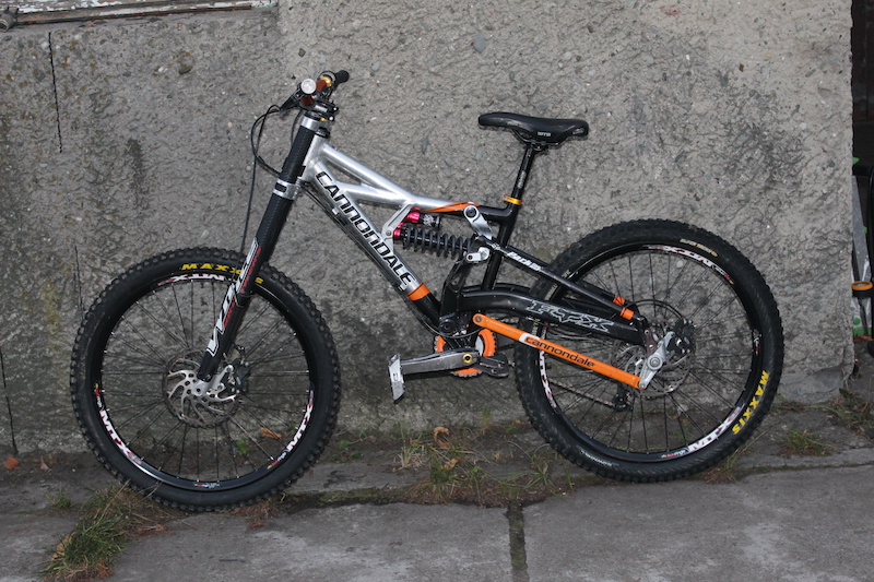 cannondale dh