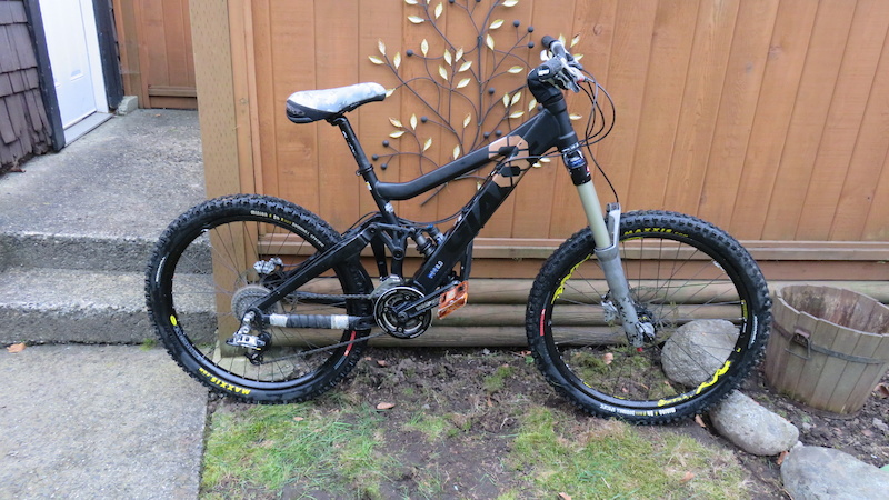 giant glory 2008 specs