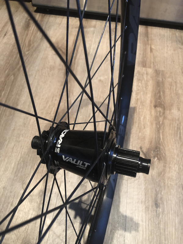 Race Face Arc Offset With Vault Hub Superboost For Sale