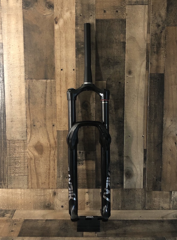 2021 Rockshox Lyrik Ultimate Gloss Black 29 170mm For Sale