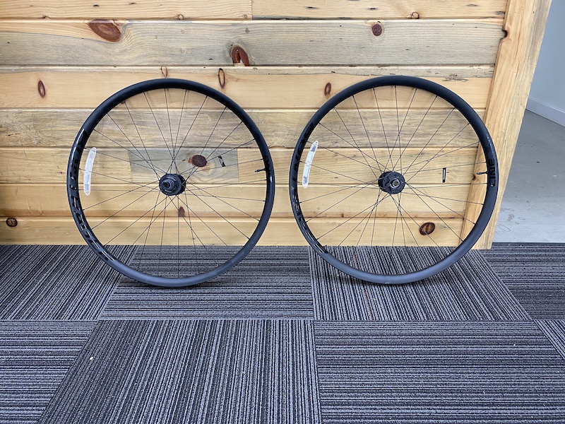 2021 BRAND NEW Bontrager Carbon Line Elite Wheelset For Sale