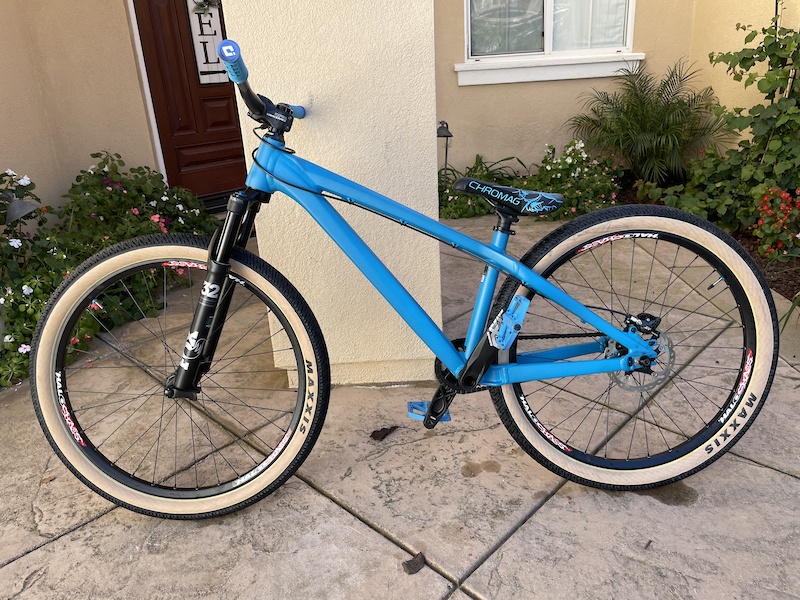 Giant Stp Custom Dirt Jumper For Sale