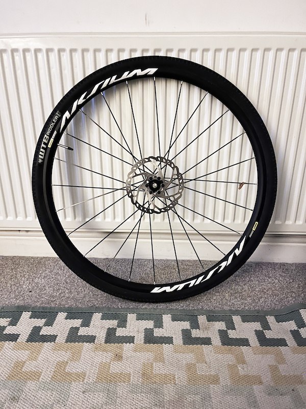 Mavic Aksium Elite Ust Front Wheel Mtb Riddler Tyre For Sale