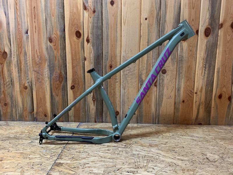 2019 Santa Cruz Chameleon V7 Frameset Medium For Sale