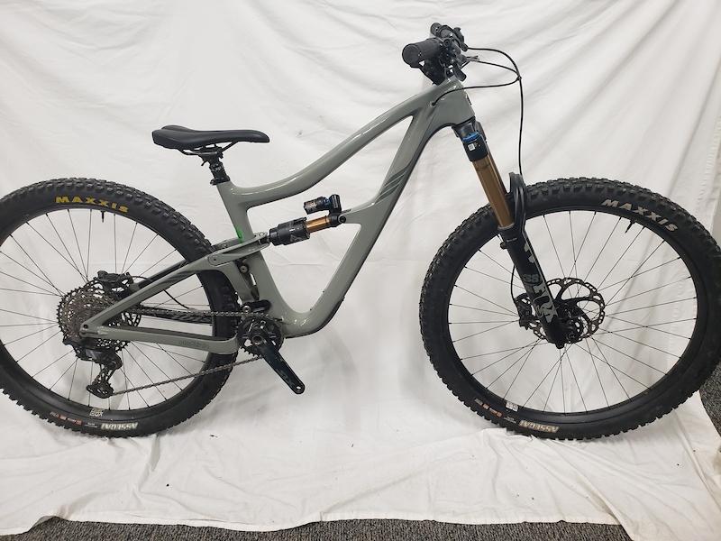 2022 DEMO Ibis Ripmo Carbon Med W Fox 38 Fork For Sale