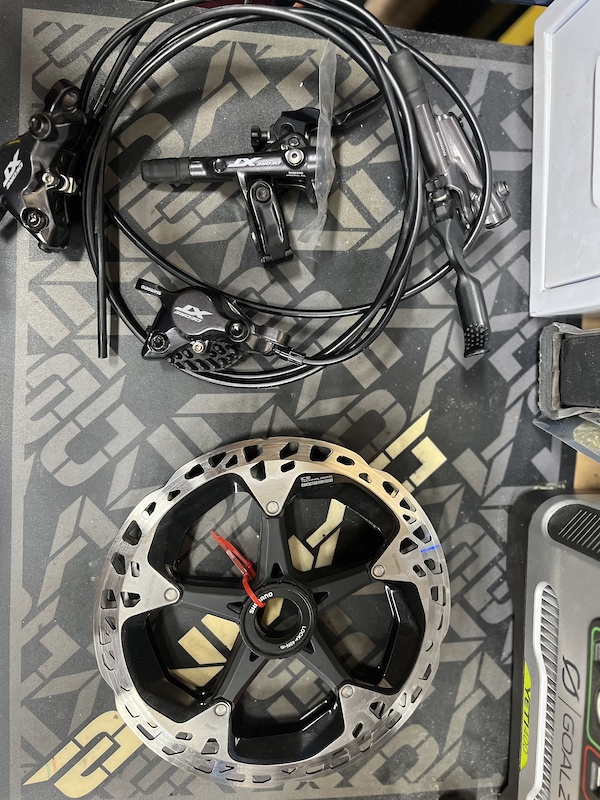 2022 Shimano Xt Brake Set With Ice Tech Rotors For Sale