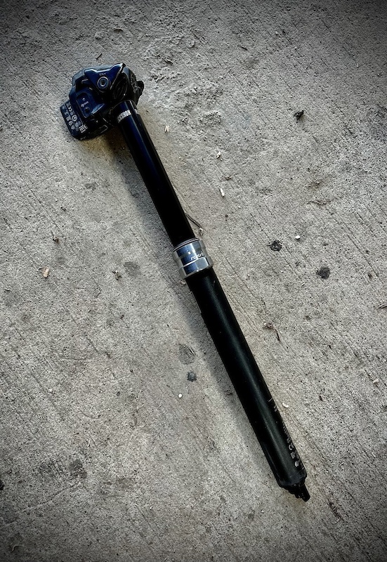 2022 Rock Shox Reverb AXS 30 9 150mm For Sale