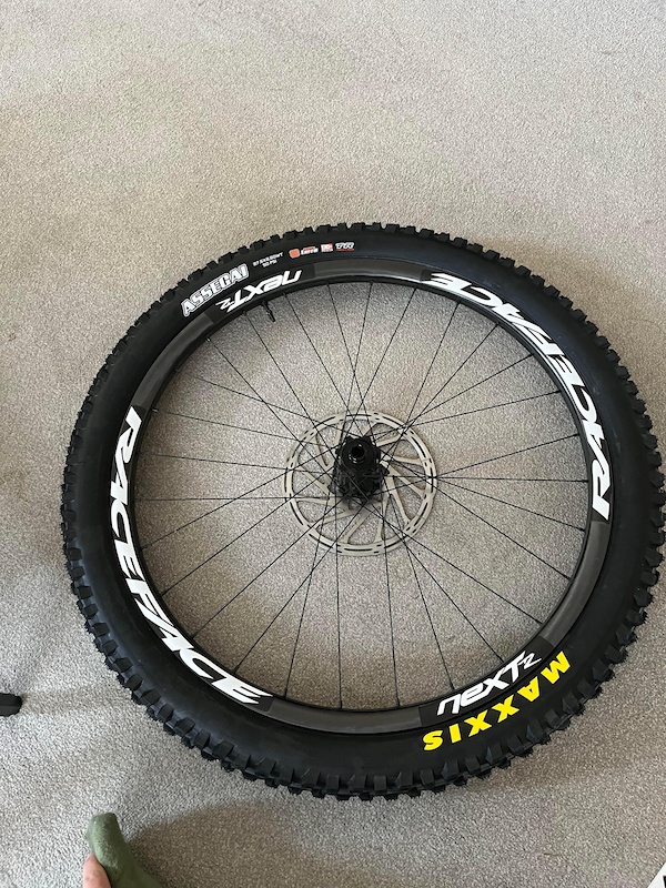 2022 Raceface Next R Carbon Wheels XD Hub For Sale