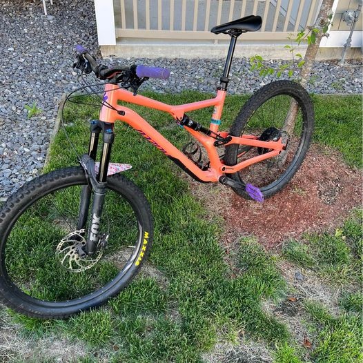 2018 W Large Specialized Stumpjumper Comp Alloy For Sale