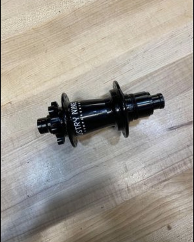 Industry Nine Hydra XD 32 Hole Rear Hub For Sale