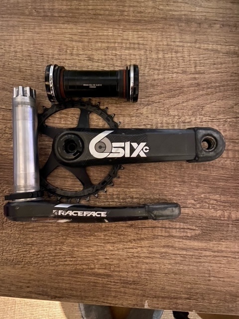 2020 RaceFace SixC Carbon Cranks 165mm X 83mm With Bb For Sale