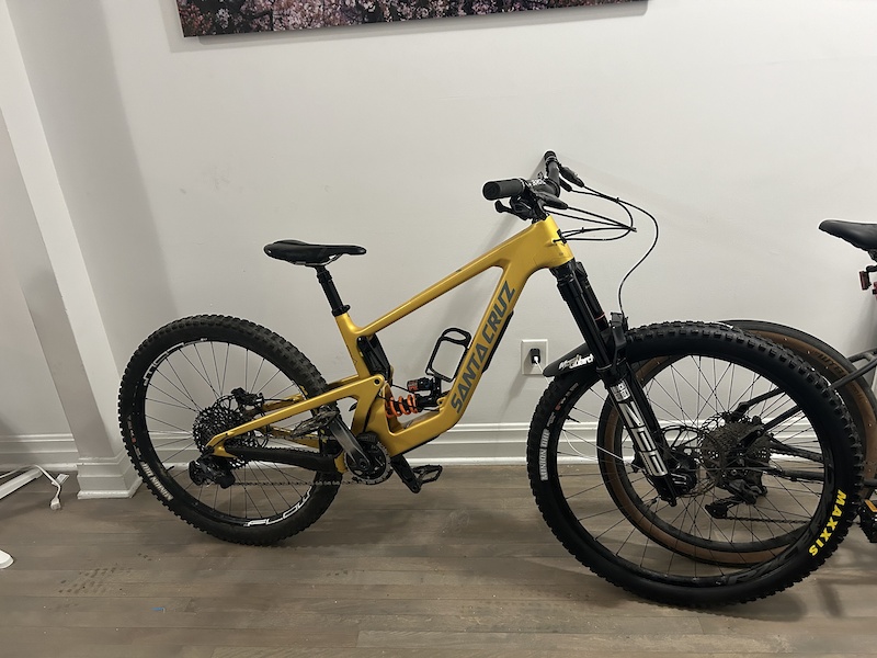 2022 Santa Cruz Bronson Mx Size Medium For Sale