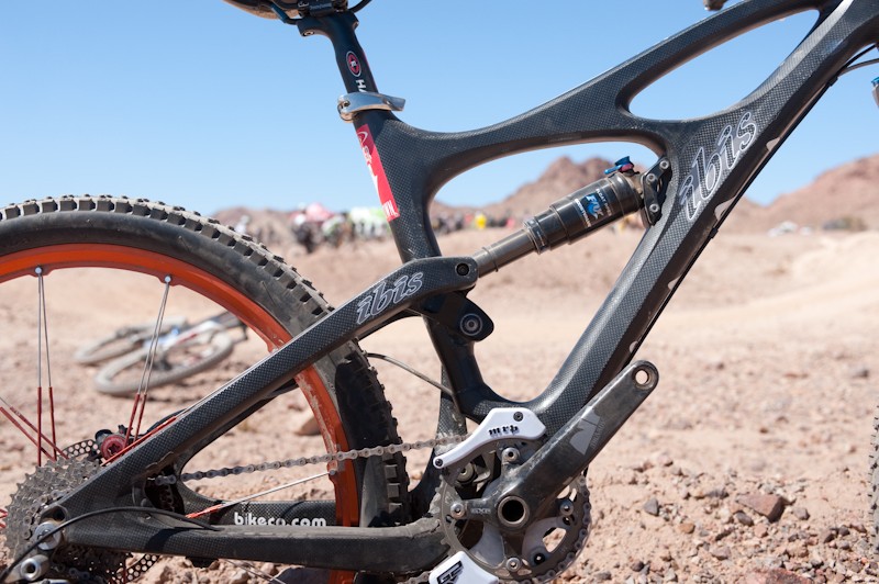 The leverage ratio on both the Mojo and Mojo SL is designed for air shocks. The Mojo HD comes with an 8.5