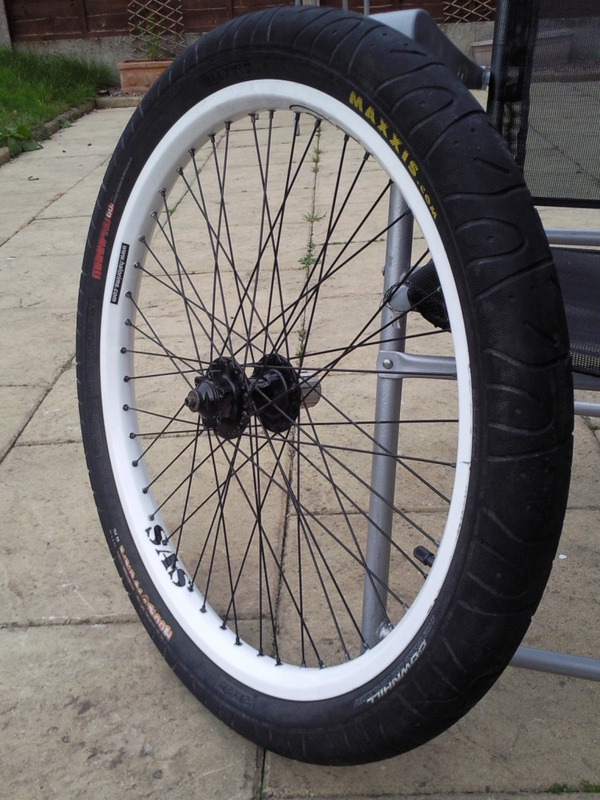 maxxis hookworm 27 5