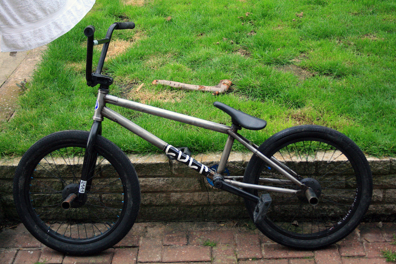 cult 24 inch bmx