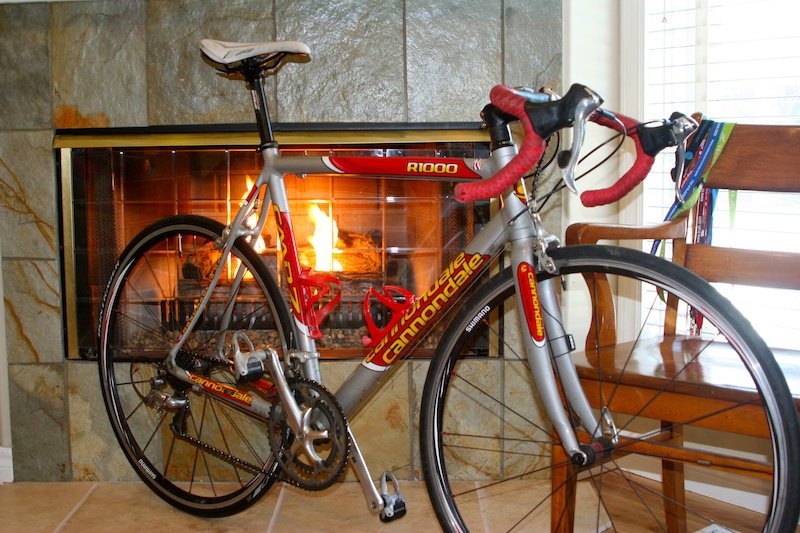 2010 Cannondale CAAD 7 Road Bike 56cm For Sale