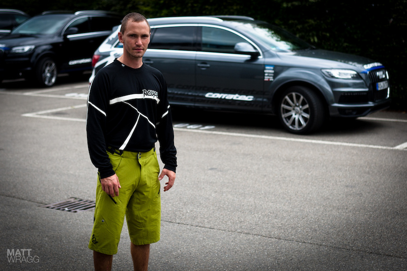Royal Slice Ride jersey and Signature short.