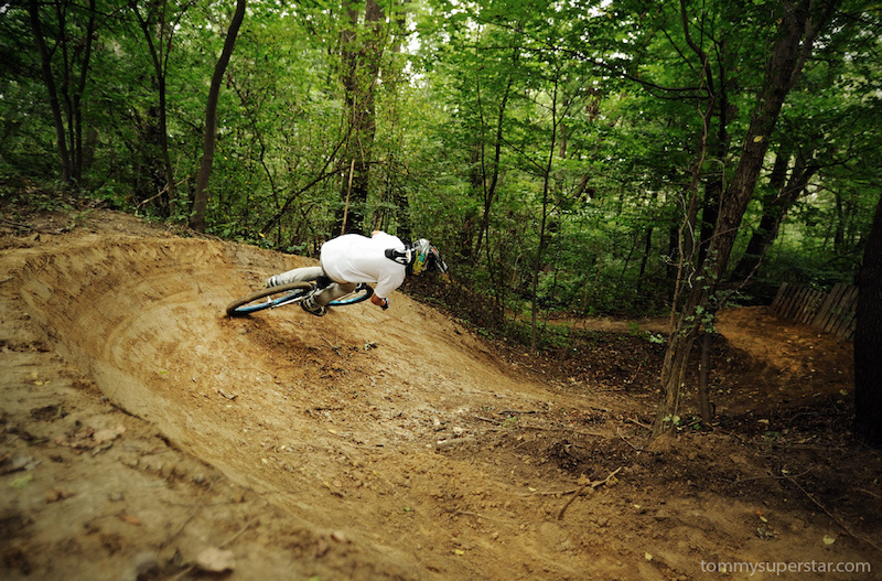 berm photo by www.tommysuperstar.com