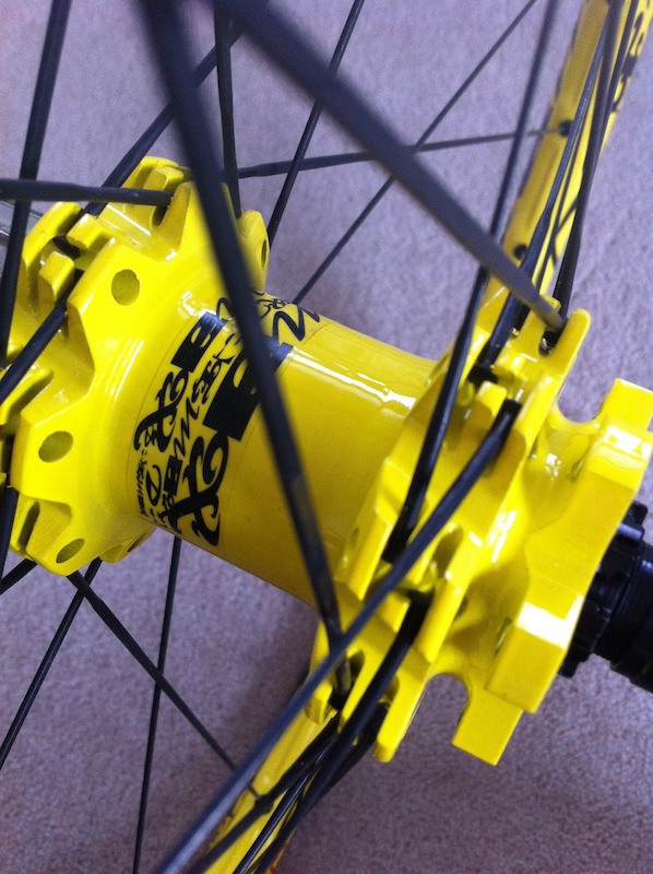 2012 Mavic Deemax Ultimate Rear Wheel 135 142mm 12mm Axle For Sale