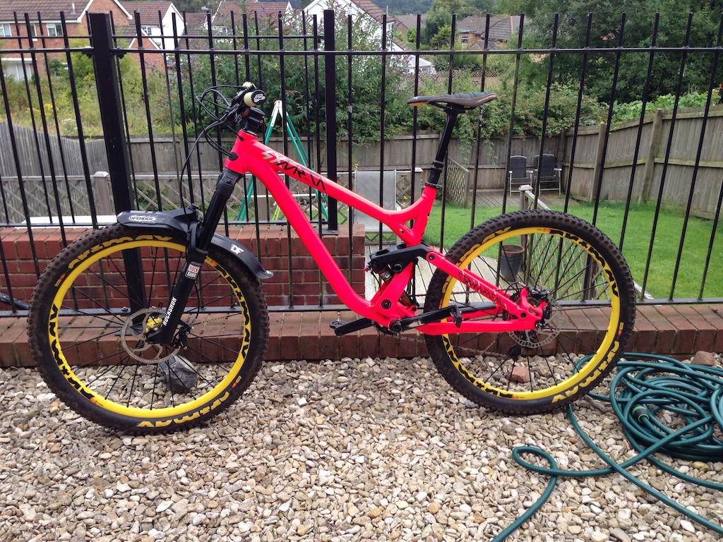 http://ep1.pinkbike.org/p5pb11272648/p5pb11272648.jpg