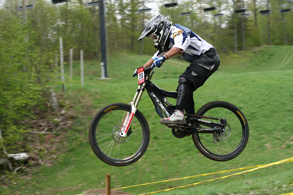 pinning it to the finish