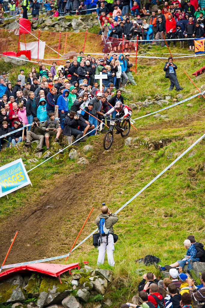 It s been a rough year for Minaar the win here in La Bresse was a welcome won and just offset the sting of Aaron Gwin sealing the deal on the World Cup over all win.