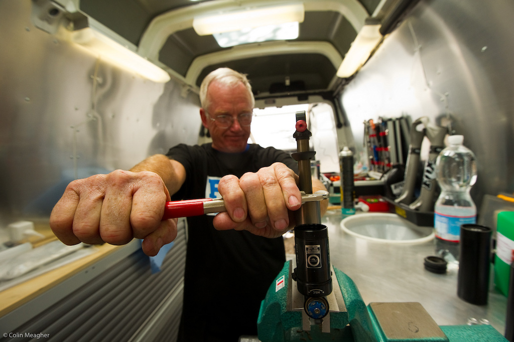 Big Mike at Fox Racing Shox using the by feel torque setting.
