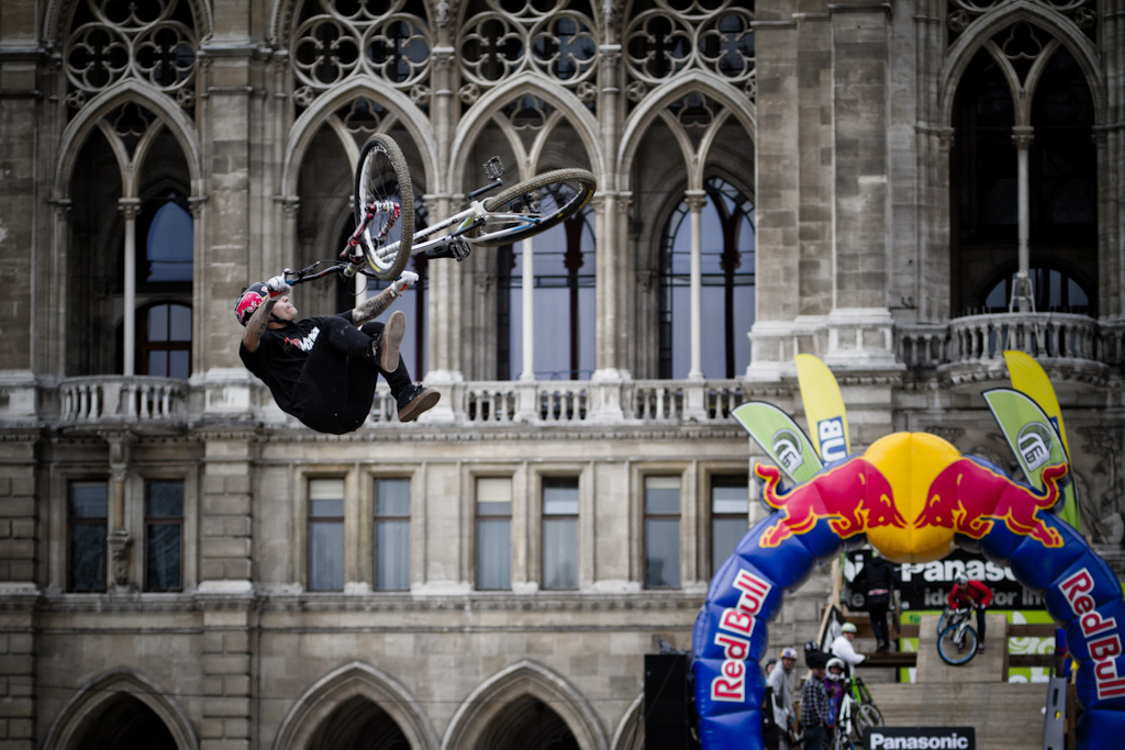 andreu Lacondeguy FlipWhip at the 2012 Vienna Air King FMB event.
