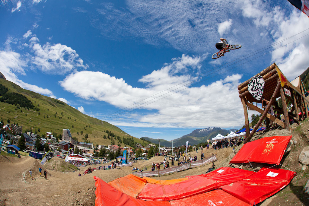 Martin Soederstrom 360ing the huge step down. great riding as usual for the man from Uppsala