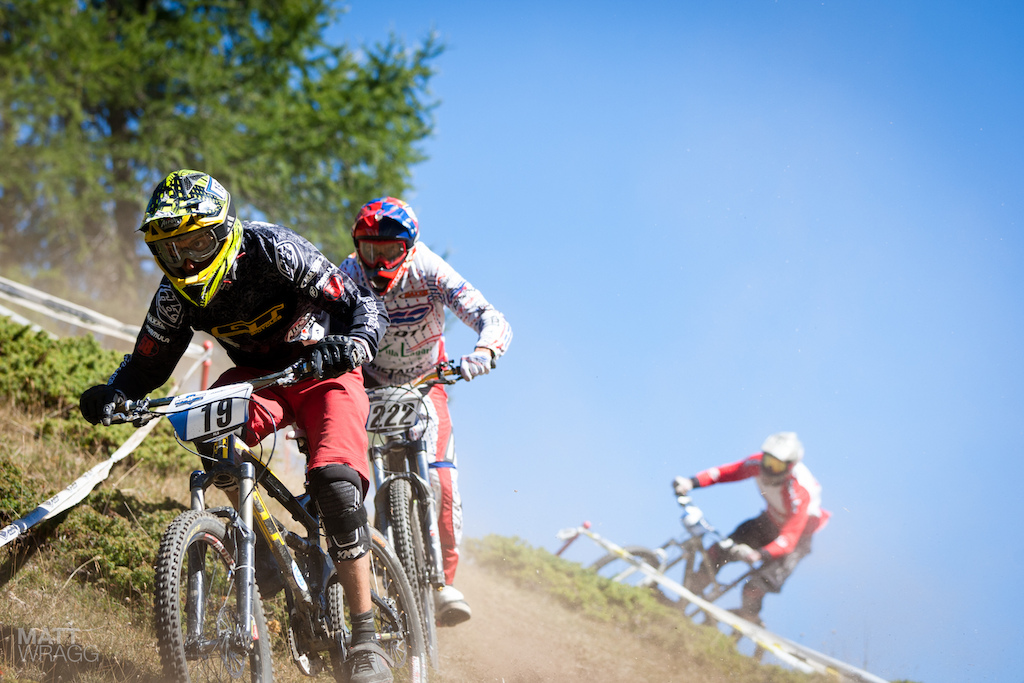 Vittorio fighting it out for a solid top ten finish.