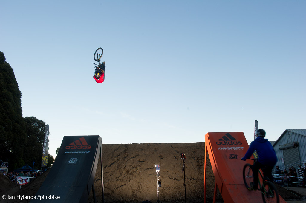 Greg Watts through down some solid tricks like this flip barspin but couldn t make it past Anton Thelander and ended up in 5th place.