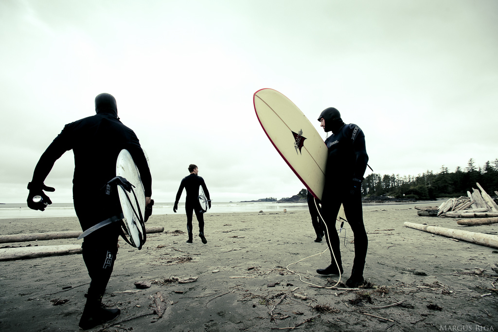 Big thanks to Pacific Surf school Ryan Grimstad for letting the boys play in the waves.