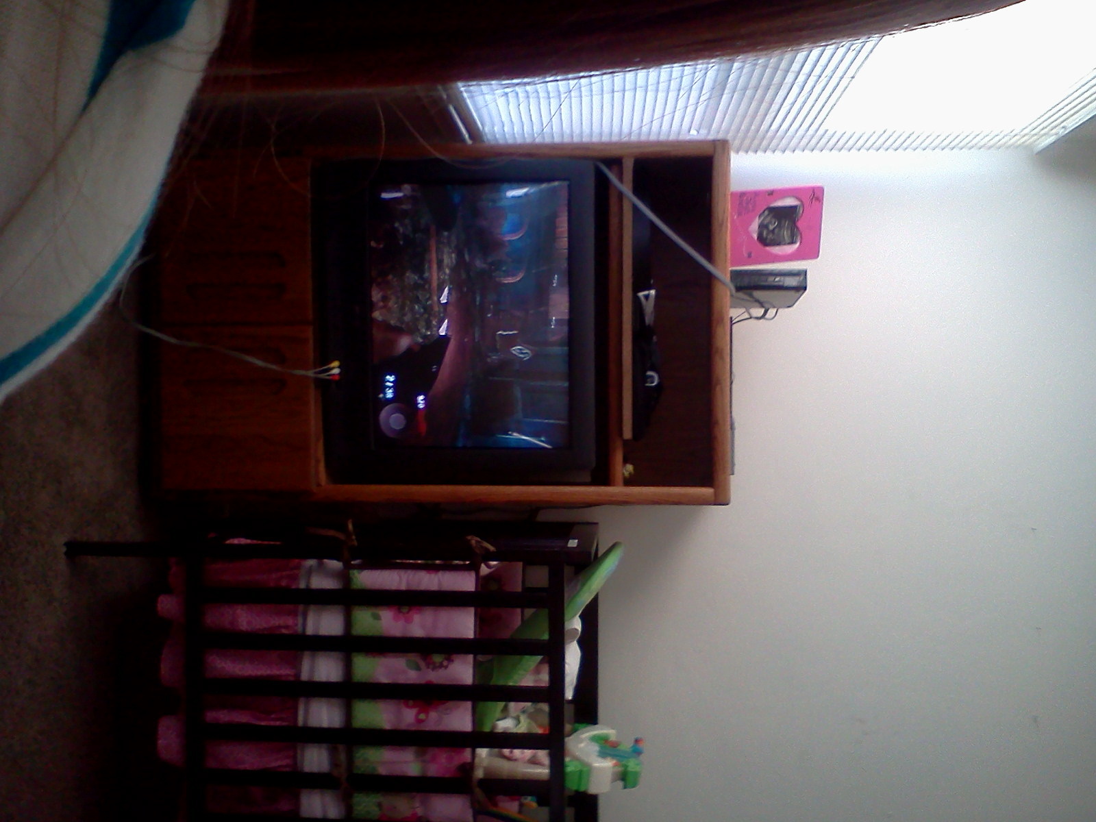 Pregnant girls love playing Zombies  Guess so