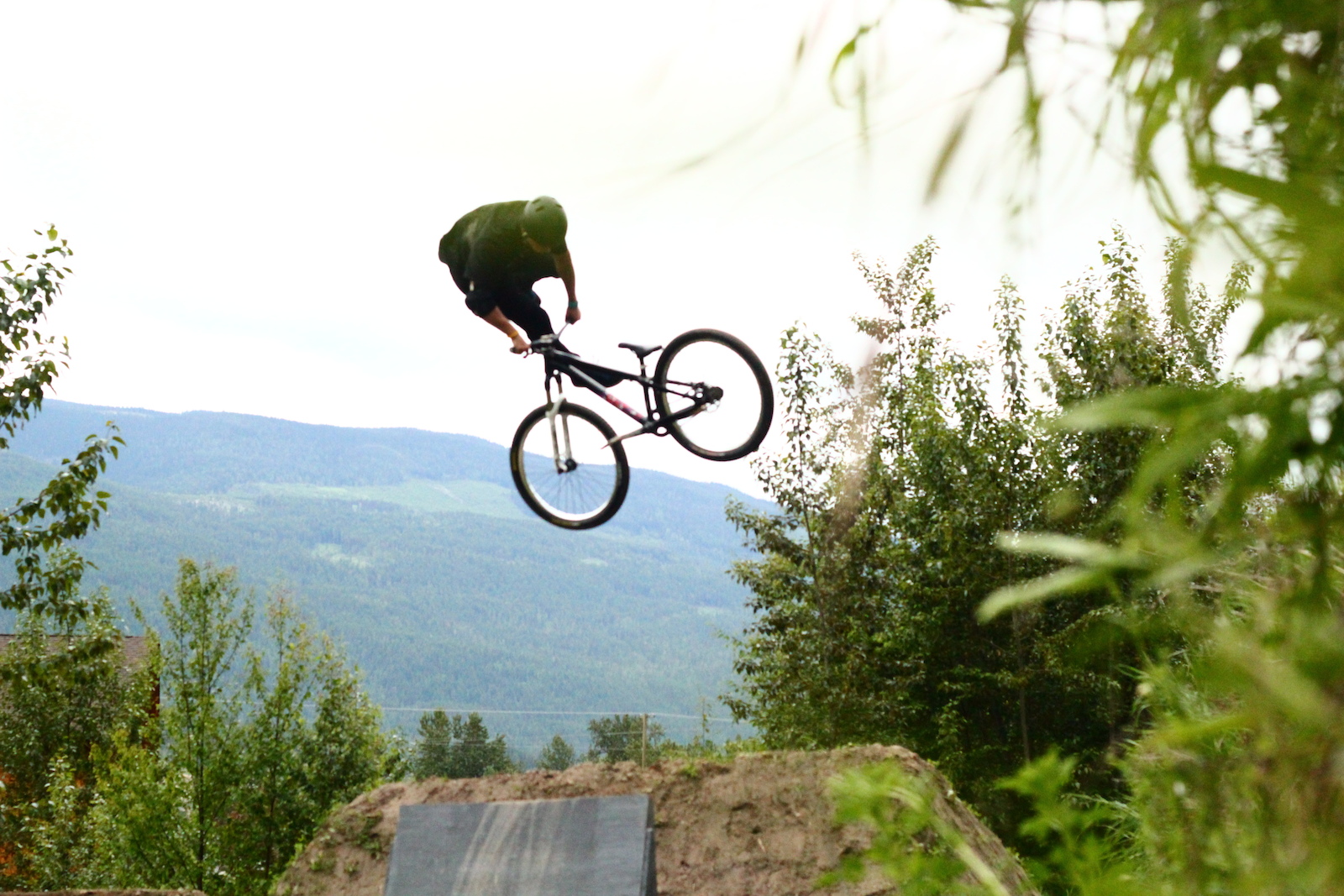 unfocused 3 Whip
Keiton Grenier Photo