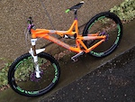 Intense Tracer 29 Flo Orange - Hope green &amp; purple kit - Enve AM Wheelset - 1x10 speed - BOS Vip - Fox 34 CTD+