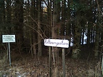 Holterengastien sign

Holter( area name) enga(the meadow) stien means''the trail''