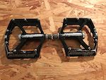 0 Straightline AMP Pedals (With Extras!)
