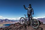 First ascent by bike to Maipo Volcano in the central Andes of Chile.(17.465 ft - 5.323 mts)
Bigmountainbike project "Guardian del valle"