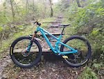 Yeti SB5.5 (T Series - X01 2019)
Just off of a local trail in Rhondda Valleys, South Wales.