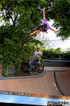Tuck no Hander air with Chase and Aaron on background. =)