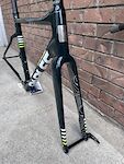 Parlee Chebacco 54cm (Med) NEW