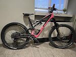 specialized enduro carbon 27.5 (lots of upgrades)