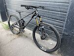 Mondraker Raze R Carbon w/ mix new and used parts