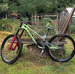 2007 ironhorse yakuza chimpira mountain bike (winnipeg) For Sale